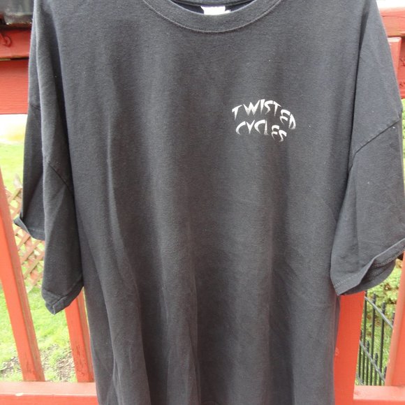 Twisted Cycles skulls and biker graphic T gently worn~c below - Picture 2 of 4